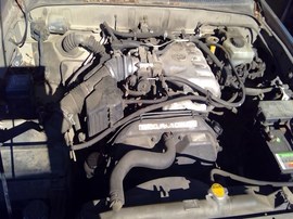 2002 TOYOTA 4RUNNER SILVER, SR5 MODEL, 3.4L, AT, 2WD.  Z26299